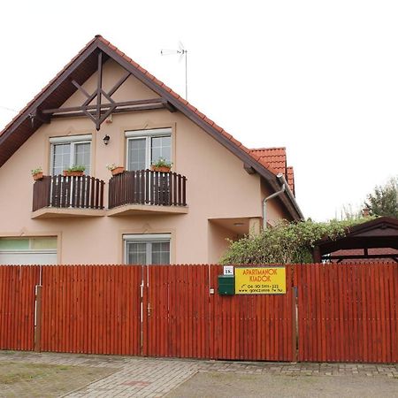 Imre Apartman Hajdúszoboszló Zewnętrze zdjęcie